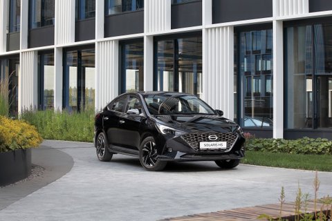 HS — тот же Hyundai Solaris, но теперь просто Solaris.