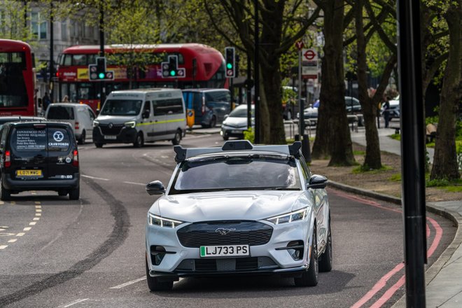 Автономные беспилотные автомобили Wayve Автономные беспилотные автомобили Wayve