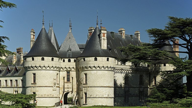 Сланцевые крыши замка Шомон-сюр-Луар (Франция)