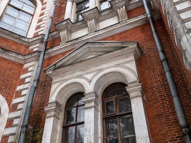 slide image for gallery: 23982 | Дворец