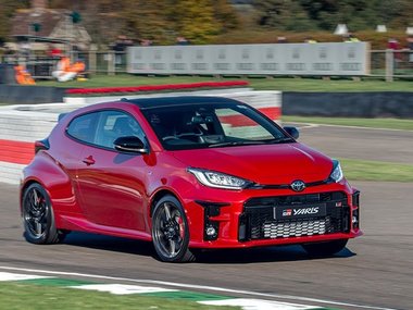 slide image for gallery: 27704 | World Performance Car