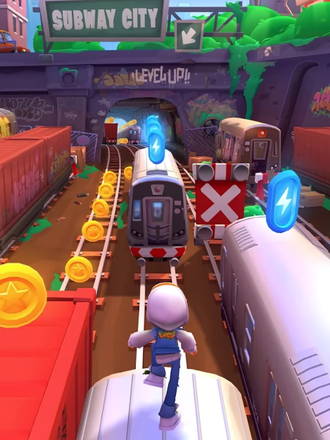 Геймплей нового проекта ничуть не изменился относительно оригинальной Subway Surfers