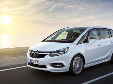 slide image for gallery: 21889 | Opel Zafira