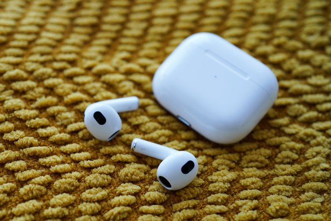 AirPods 3