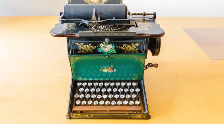 Пишущая машинка Шоулза и Глиддена в музее Дрездена. Фото: Wikimedia Commons