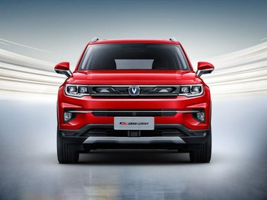 slide image for gallery: 26330 | Changan CS35PLUS