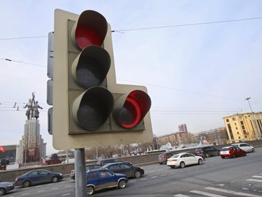 что значит красный кружок на светофоре. Смотреть фото что значит красный кружок на светофоре. Смотреть картинку что значит красный кружок на светофоре. Картинка про что значит красный кружок на светофоре. Фото что значит красный кружок на светофоре