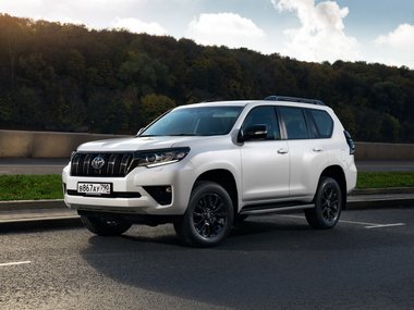 slide image for gallery: 26792 | Land Cruiser Prado