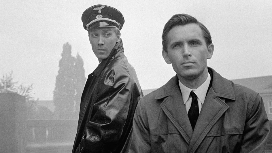 Кадр из фильма «Щит и меч» (1968) Кадр из фильма «Щит и меч» (1968)