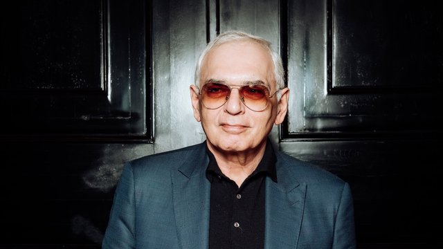 Карен Шахназаров