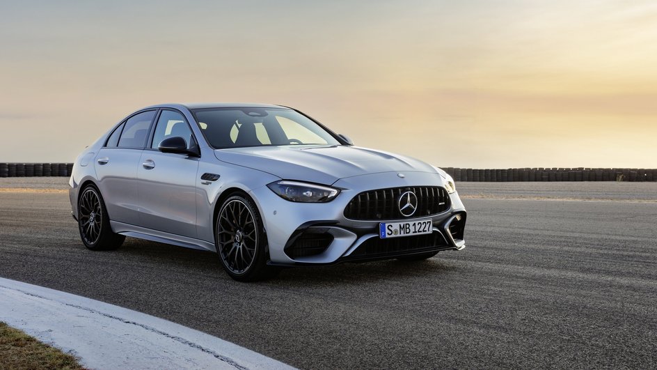 Mercedes-AMG C63 S E Performance Mercedes-AMG C63 S E Performance