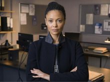 Роз (Тэнди Ньютон) из сериала «По долгу службы» Роз (Тэнди Ньютон) из сериала «По долгу службы»