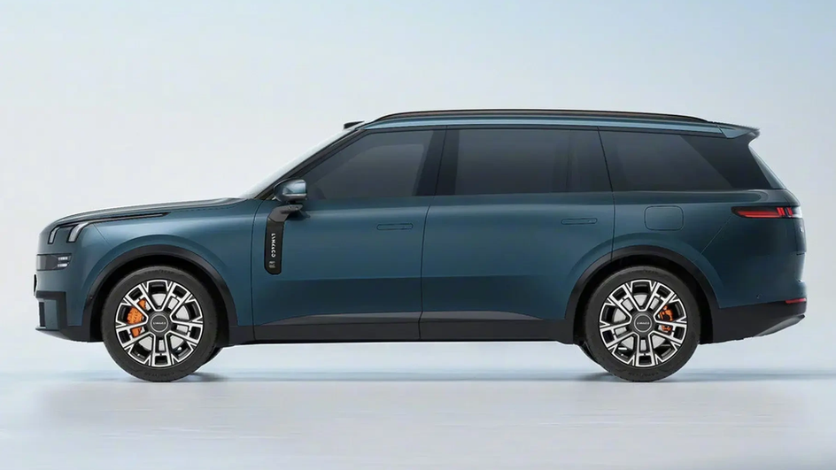 Раскрыта стоимость брутального кроссовера Lynk & Co 900, созданного Geely и Volvo Раскрыта стоимость брутального кроссовера Lynk & Co 900, созданного Geely и Volvo