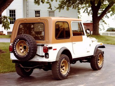 slide image for gallery: 22007 | Jeep CJ-7