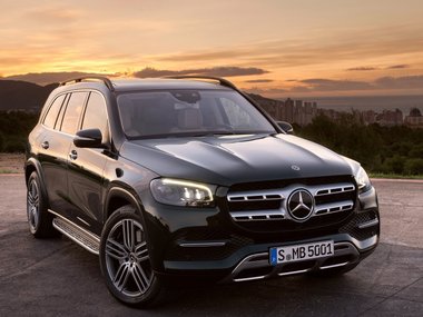 slide image for gallery: 24393 | Mercedes-Benz GLS