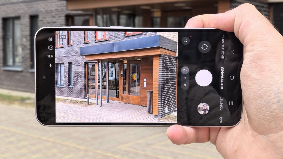 Смартфон Samsung Galaxy A56 Смартфон Samsung Galaxy A56
