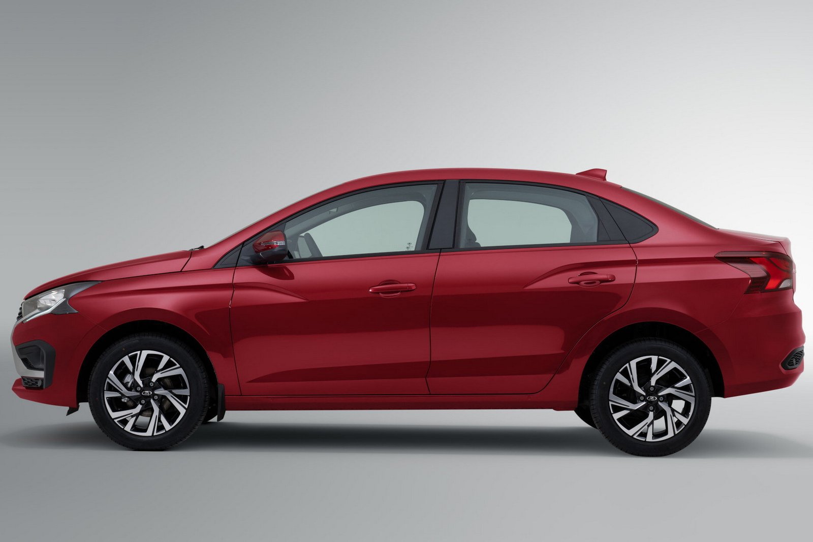 Глава АвтоВАЗа назвал Iskra новым флагманом Lada Глава АвтоВАЗа назвал Iskra новым флагманом Lada