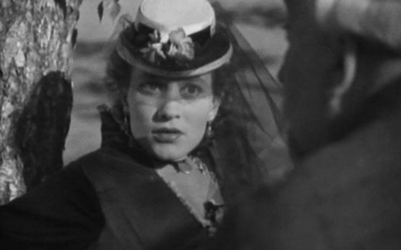 Кадр из фильма «Бесприданница», 1936 г.