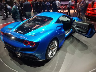 slide image for gallery: 24203 | Ferrari F8 Tribute