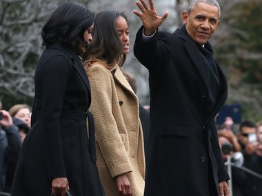 Slide image for gallery: 7236 | Мишель, Малия, Барак Обама