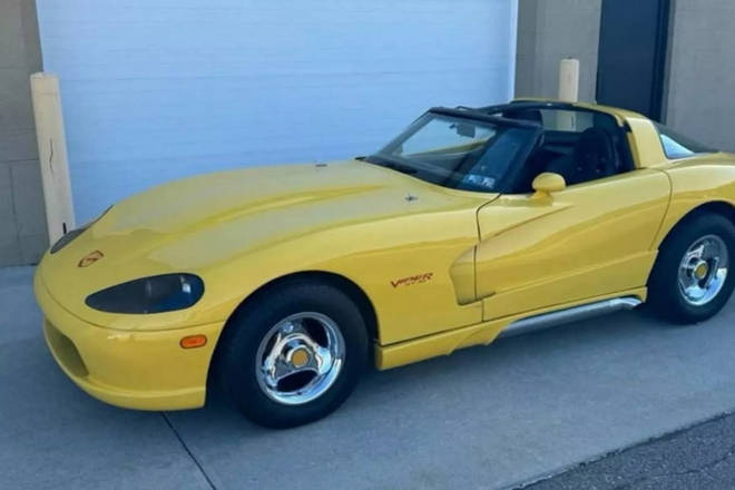 Посмотрите на гибрид Dodge Viper и Chevrolet Corvette Посмотрите на гибрид Dodge Viper и Chevrolet Corvette