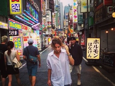Slide image for gallery: 4230 | Комментарий «Леди Mail.Ru»: «Токио – это один сплошной Times Square», – подписала фото Анна