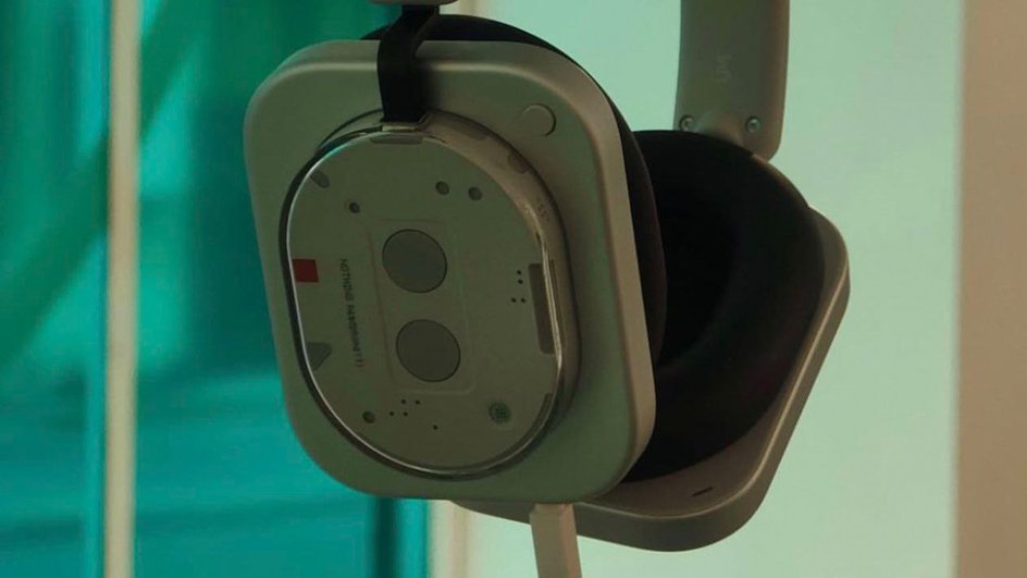 Живые фото Nothing Headphone 1 Живые фото Nothing Headphone 1