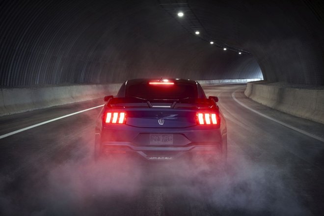 Ford Mustang Dark Horse