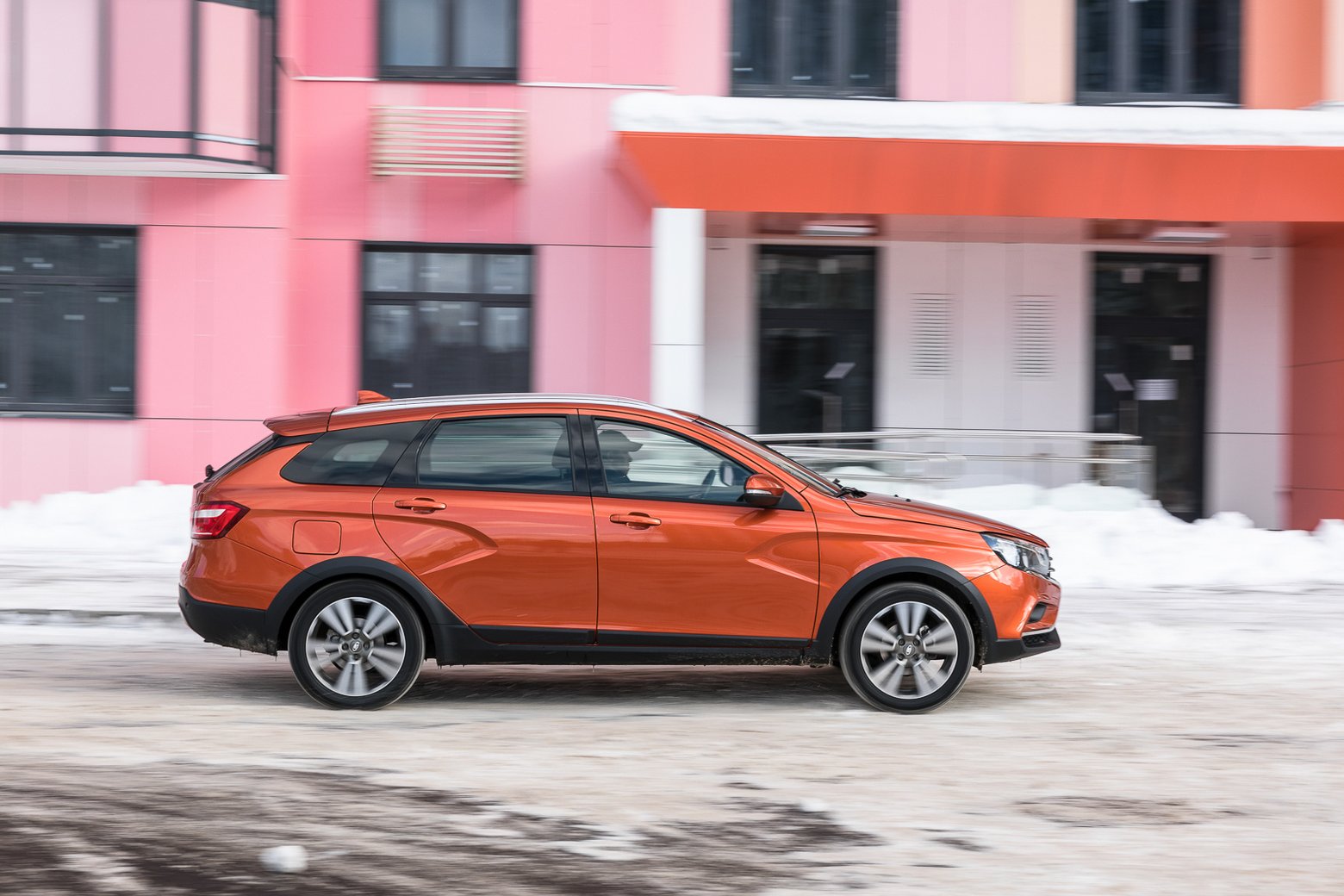 Тест-драйв: Прицениваемся к седанам Lada Vesta, Kia Rio и Volkswagen Polo - DRIV