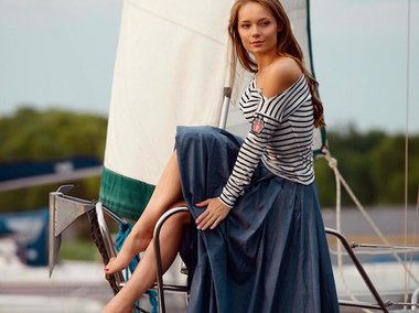 Slide image for gallery: 4238 | Комментарий «Леди Mail.Ru»: В копилке Марины немало конкурсов красоты