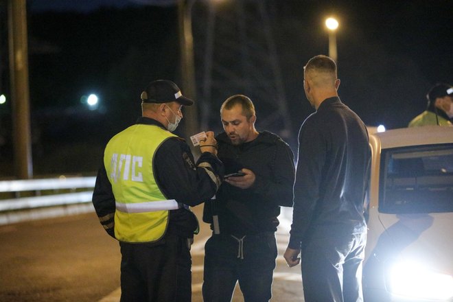 Сотрудники ДПС ГИБДД УВД по ВАО г. Москвы проводят рейд «Нетрезвый водитель» в целях профилактики и пресечения грубых нарушений правил дорожного движения и пьянства за рулем.