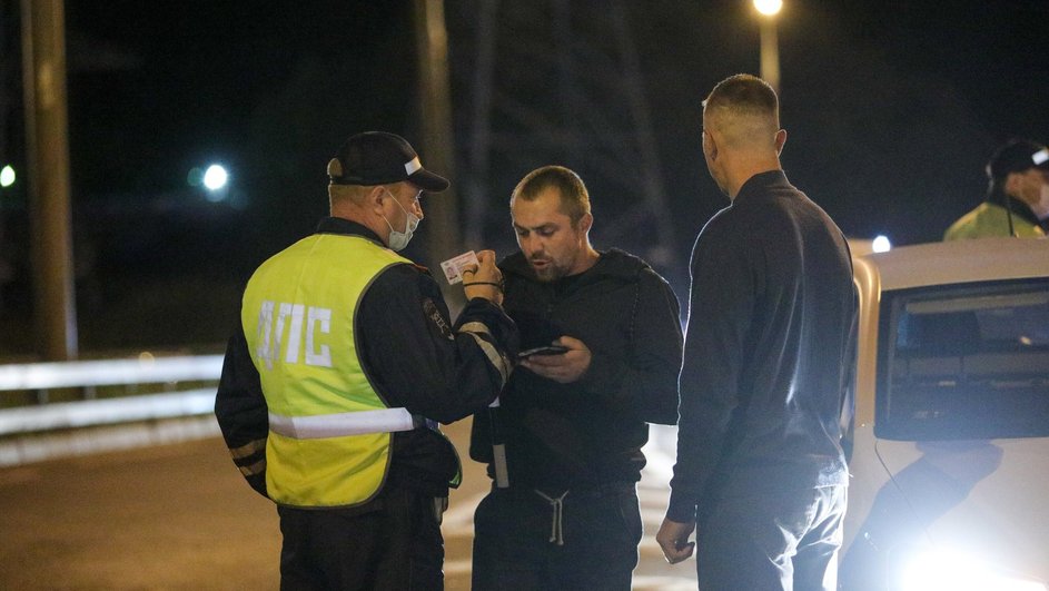 Сотрудники ДПС ГИБДД УВД по ВАО г. Москвы проводят рейд «Нетрезвый водитель» в целях профилактики и пресечения грубых нарушений правил дорожного движения и пьянства за рулем.