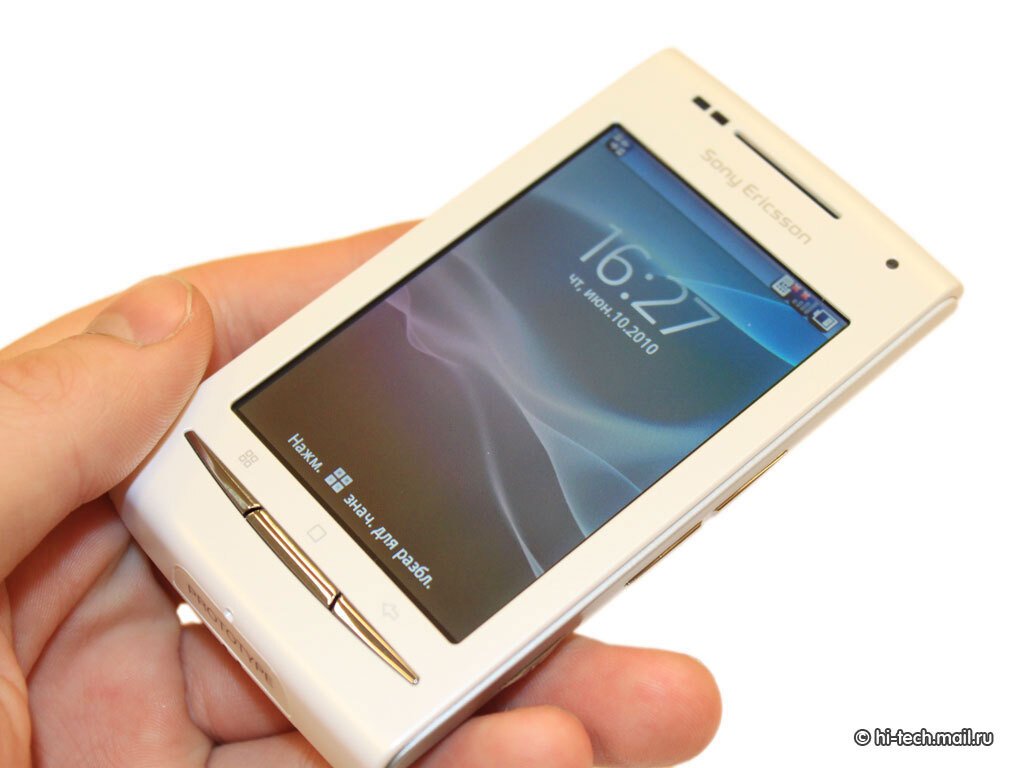 Первый взгляд на Sony Ericsson Xperia X8. Самый доступный Android от SE -  Hi-Tech Mail.ru