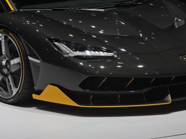 slide image for gallery: 20584 | Lamborghini Centenario LP