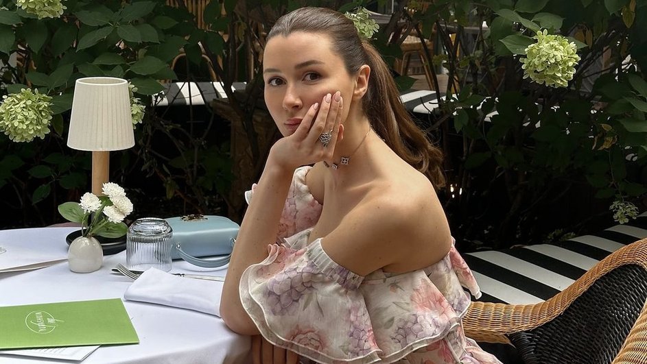 Анна Заворотнюк Анна Заворотнюк