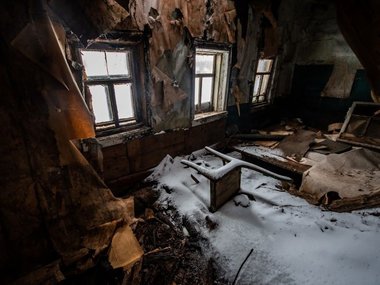 Заброшенный дом в деревне в Вологодской области