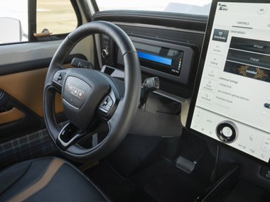 All-electric Ford F-100 Eluminator concept truck_11.jpeg