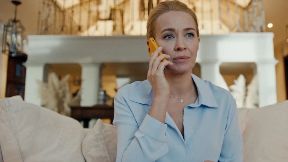 Анастасия Панина в сериале «Белая полоса» Анастасия Панина в сериале «Белая полоса»