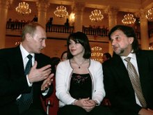 Владимир Путин и Алексей Рыбников с супругой, 2006 год