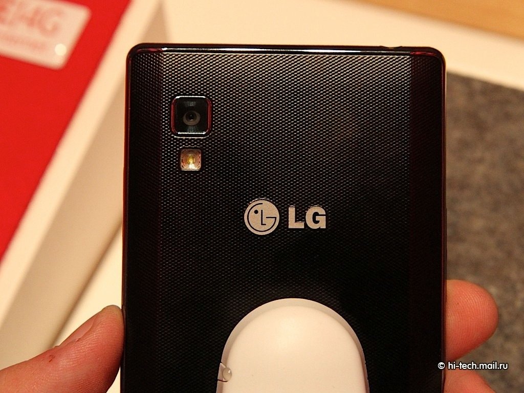 LG на IFA 2012: новый смартфон с большим экраном LG Optimus L9 - Hi-Tech  Mail.ru