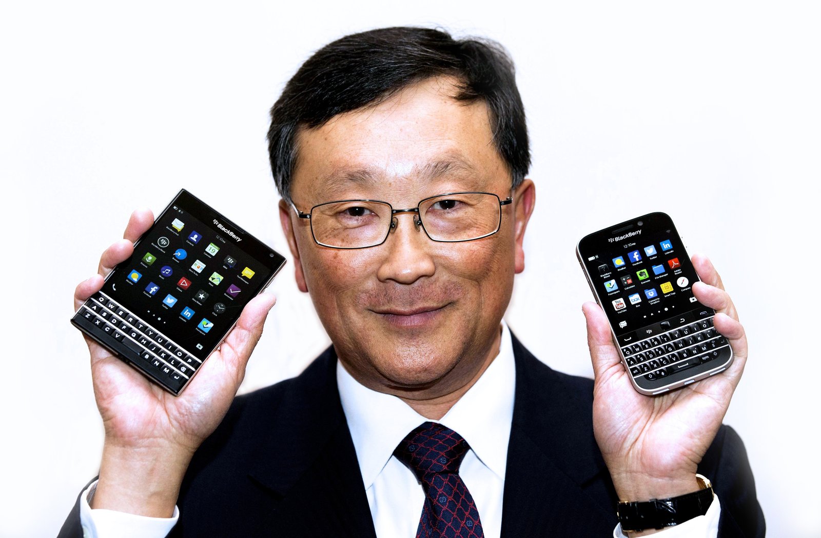 Это первый смартфон Blackberry на Android? - Hi-Tech Mail.ru