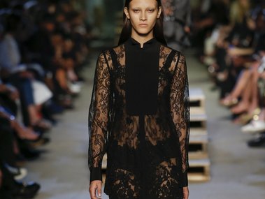 Slide image for gallery: 5696 | Показ коллекции Givenchy