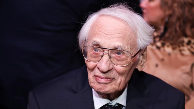 Владимир Наумов Владимир Наумов