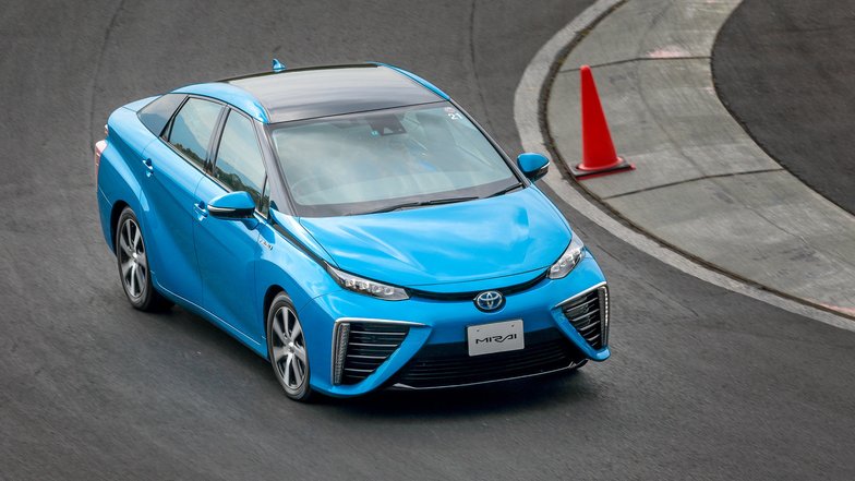 slide image for gallery: 19166 | Toyota Mirai