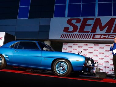 slide image for gallery: 23843 | Chevrolet eCOPO Camaro. Выставка SEMA в Лас-Вегасе