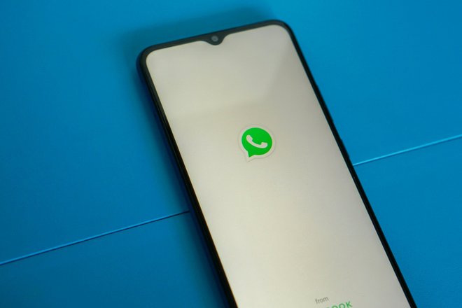 Теперь передавать файлы в WhatsApp можно без интернета