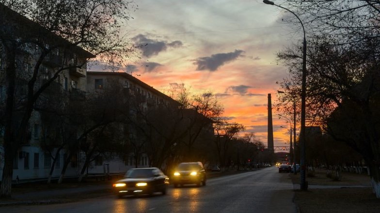 На первый взгляд город может показаться пустынным и тихим. Но накануне старта ракеты он заполняется людьми. Сюда даже возят туристов на экскурсии.