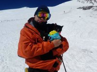 Content image for: 492791 | Альпинист из Нижнего Тагила покоряет горы вместе со своим котом