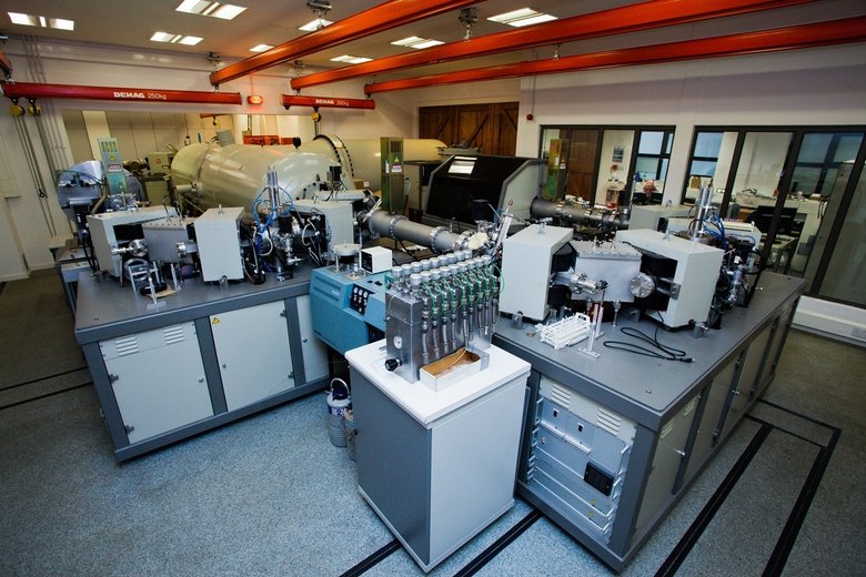 Масс-спектрометр Оксфордского радиоуглеродного ускорителя (фото: пресс-служба Оксфордского университета).