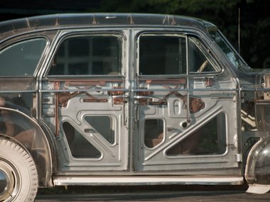 1940 Pontiac DeLuxe Six Transparent Display Car